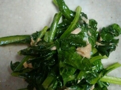小松菜と糸寒天とシーチキンの炒め物